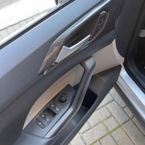 VOLKSWAGEN T-Cross 1.4 4P 250 TSI FLEX HIGHLINE AUTOMTICO, Foto 17