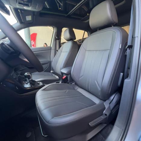 VOLKSWAGEN T-Cross 1.4 4P 250 TSI FLEX HIGHLINE AUTOMTICO, Foto 11