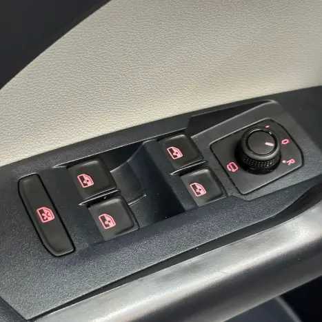 VOLKSWAGEN T-Cross 1.4 4P 250 TSI FLEX HIGHLINE AUTOMTICO, Foto 17