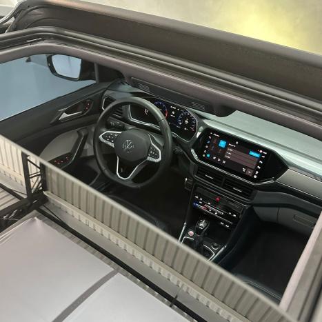 VOLKSWAGEN T-Cross 1.4 4P 250 TSI FLEX HIGHLINE AUTOM�TICO, Foto 24