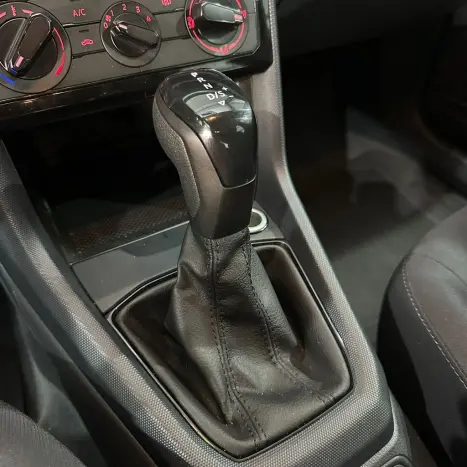 VOLKSWAGEN T-Cross 1.0 4P 200 TSI FLEX SENSE AUTOM�TICO, Foto 14