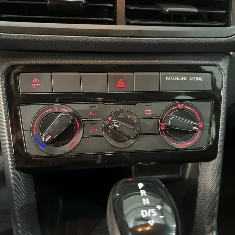 VOLKSWAGEN T-Cross 1.0 4P 200 TSI FLEX SENSE AUTOM�TICO, Foto 15