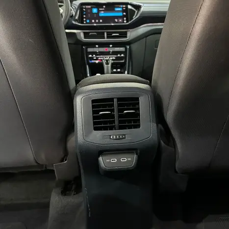 VOLKSWAGEN T-Cross 1.0 4P 200 TSI FLEX COMFORTLINE AUTOM�TICO, Foto 23