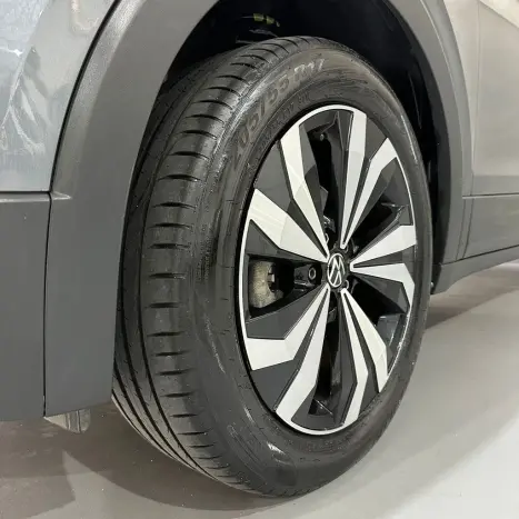 VOLKSWAGEN T-Cross 1.0 4P 200 TSI FLEX COMFORTLINE AUTOM�TICO, Foto 26