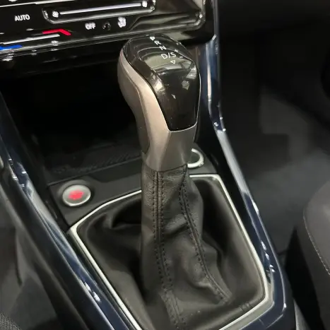 VOLKSWAGEN T-Cross 1.0 4P 200 TSI FLEX COMFORTLINE AUTOM�TICO, Foto 14