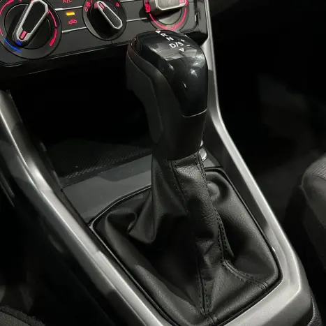 VOLKSWAGEN T-Cross 1.0 4P 200 TSI FLEX AUTOM�TICO, Foto 15