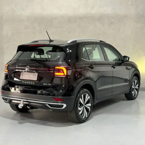 VOLKSWAGEN T-Cross 1.4 4P 250 TSI FLEX HIGHLINE AUTOM�TICO, Foto 4