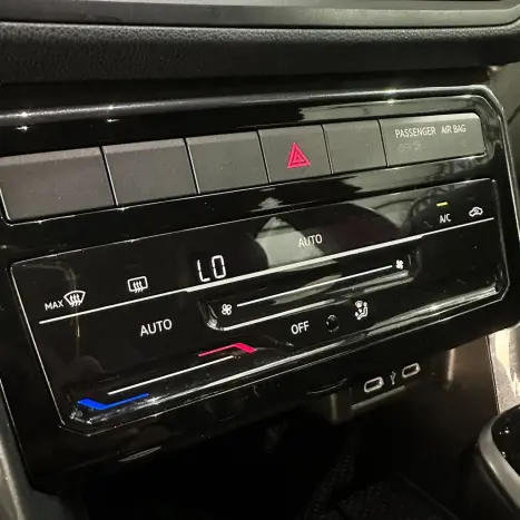 VOLKSWAGEN T-Cross 1.4 4P 250 TSI FLEX HIGHLINE AUTOM�TICO, Foto 13