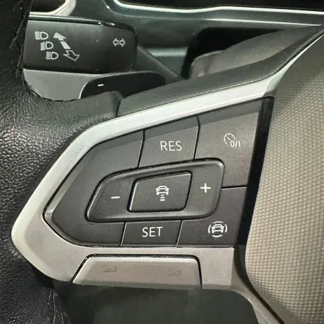 VOLKSWAGEN T-Cross 1.4 4P 250 TSI FLEX HIGHLINE AUTOM�TICO, Foto 21