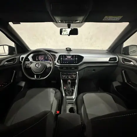 VOLKSWAGEN T-Cross 1.0 4P 200 TSI FLEX COMFORTLINE AUTOM�TICO, Foto 9