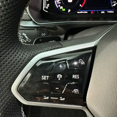 VOLKSWAGEN T-Cross 1.4 4P 250 TSI FLEX HIGHLINE AUTOM�TICO, Foto 18