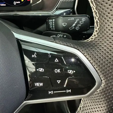 VOLKSWAGEN T-Cross 1.4 4P 250 TSI FLEX HIGHLINE AUTOM�TICO, Foto 19