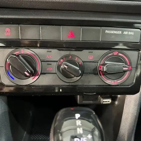 VOLKSWAGEN T-Cross 1.0 4P 200 TSI FLEX SENSE AUTOM�TICO, Foto 13