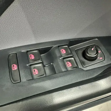 VOLKSWAGEN T-Cross 1.0 4P 200 TSI FLEX SENSE AUTOM�TICO, Foto 17