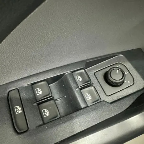 VOLKSWAGEN T-Cross 1.0 4P 200 TSI FLEX SENSE AUTOM�TICO, Foto 20