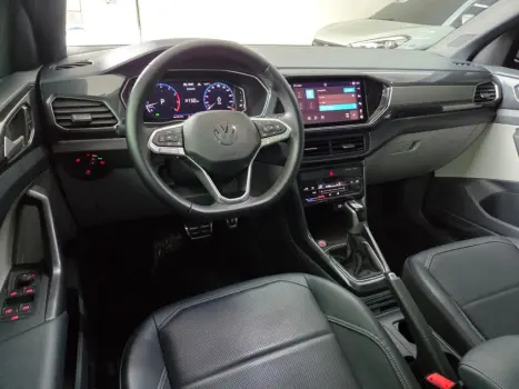 VOLKSWAGEN T-Cross 1.4 4P 250 TSI FLEX HIGHLINE AUTOM�TICO, Foto 16