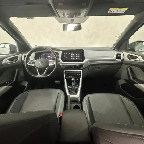 VOLKSWAGEN T-Cross 1.0 4P 200 TSI FLEX COMFORTLINE AUTOM�TICO, Foto 9