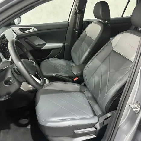VOLKSWAGEN T-Cross 1.0 4P 200 TSI FLEX COMFORTLINE AUTOM�TICO, Foto 23