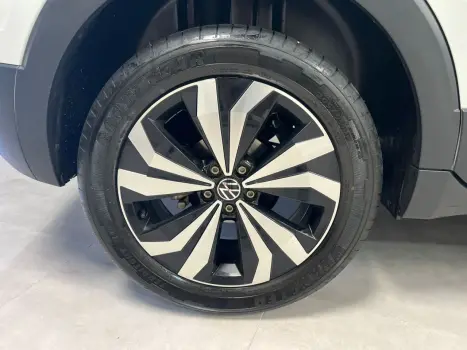 VOLKSWAGEN T-Cross 1.4 4P 250 TSI FLEX EXTREME HIGHLINE AUTOM�TICO, Foto 9