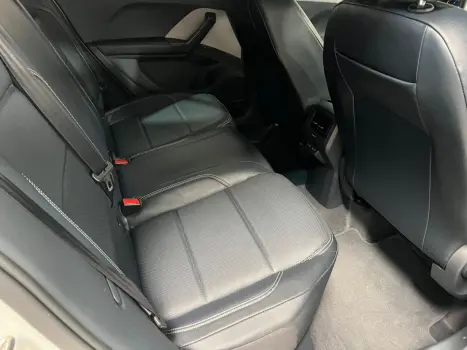 VOLKSWAGEN T-Cross 1.4 4P 250 TSI FLEX EXTREME HIGHLINE AUTOM�TICO, Foto 14