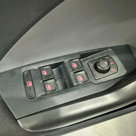 VOLKSWAGEN T-Cross 1.0 4P 200 TSI FLEX, Foto 17