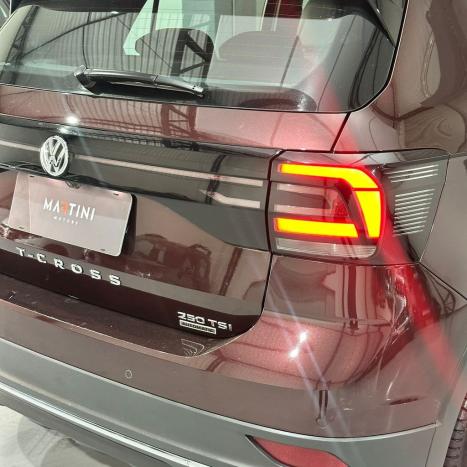 VOLKSWAGEN T-Cross 1.4 4P 250 TSI FLEX HIGHLINE AUTOM�TICO, Foto 7