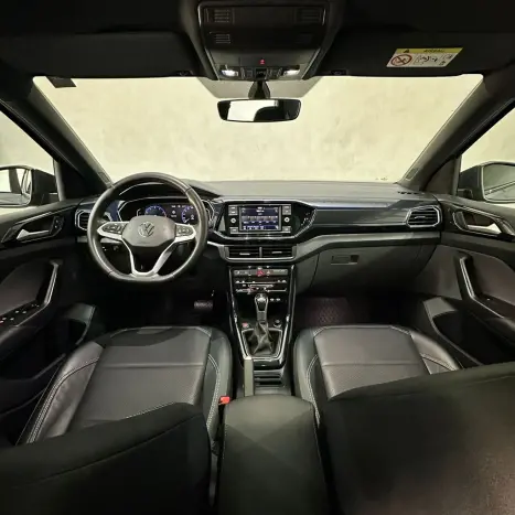 VOLKSWAGEN T-Cross 1.0 4P 200 TSI FLEX COMFORTLINE AUTOM�TICO, Foto 9