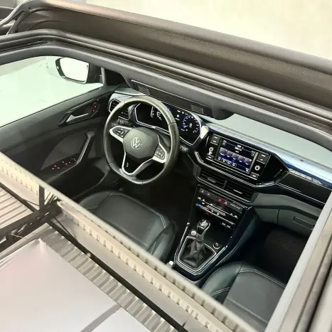 VOLKSWAGEN T-Cross 1.0 4P 200 TSI FLEX COMFORTLINE AUTOM�TICO, Foto 21