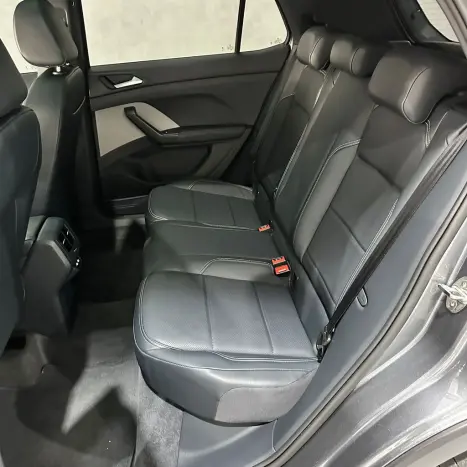 VOLKSWAGEN T-Cross 1.4 4P 250 TSI FLEX HIGHLINE AUTOM�TICO, Foto 25