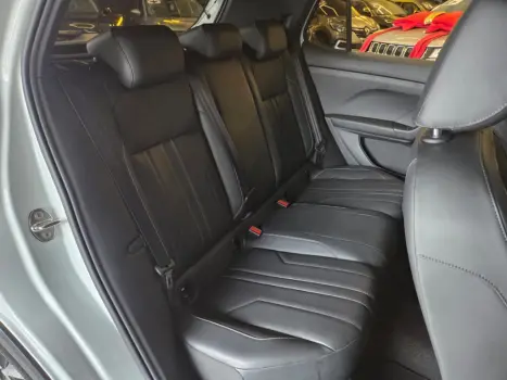 VOLKSWAGEN T-Cross 1.4 4P 250 TSI FLEX HIGHLINE AUTOM�TICO, Foto 18