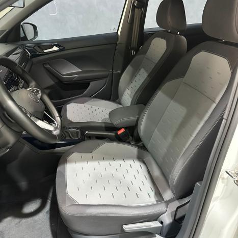 VOLKSWAGEN T-Cross 1.0 4P 200 TSI FLEX COMFORTLINE AUTOM�TICO, Foto 23