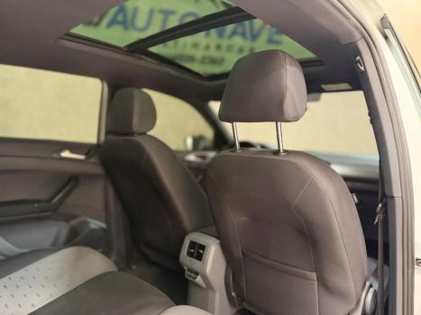 VOLKSWAGEN T-Cross 1.0 4P 200 TSI FLEX COMFORTLINE AUTOM�TICO, Foto 12