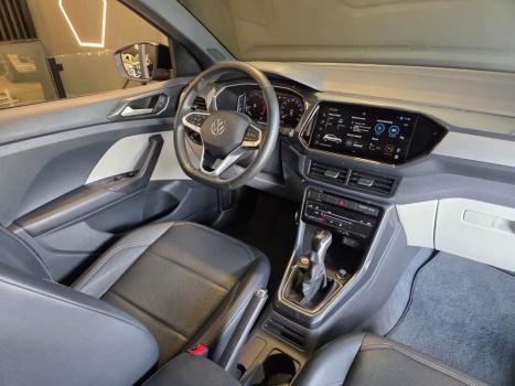VOLKSWAGEN T-Cross 1.4 4P 250 TSI FLEX HIGHLINE AUTOM�TICO, Foto 16
