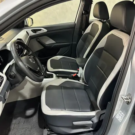 VOLKSWAGEN T-Cross 1.4 4P 250 TSI FLEX HIGHLINE AUTOM�TICO, Foto 25