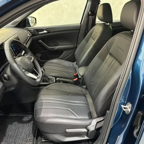 VOLKSWAGEN T-Cross 1.4 4P 250 TSI FLEX HIGHLINE AUTOM�TICO, Foto 23