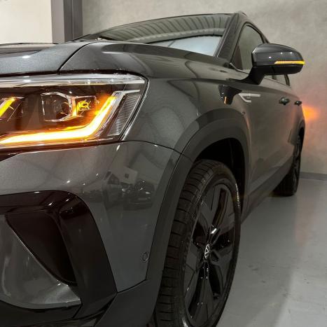 VOLKSWAGEN Taos 1.4 16V 4P FLEX 250 TSI HIGHLINE AUTOM�TICO, Foto 9