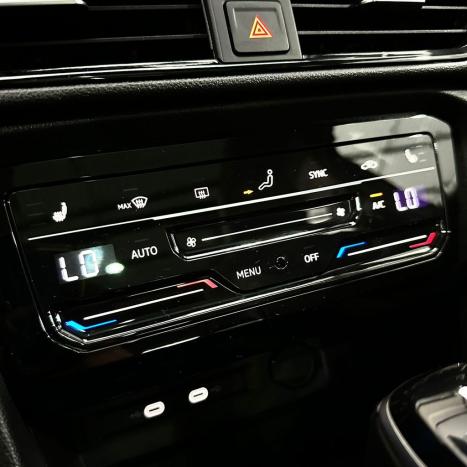 VOLKSWAGEN Taos 1.4 16V 4P FLEX 250 TSI HIGHLINE AUTOM�TICO, Foto 14