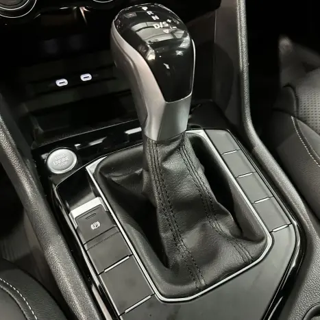 VOLKSWAGEN Taos 1.4 16V 4P FLEX 250 TSI HIGHLINE AUTOM�TICO, Foto 18