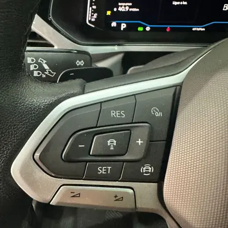 VOLKSWAGEN Taos 1.4 16V 4P FLEX 250 TSI HIGHLINE AUTOM�TICO, Foto 17