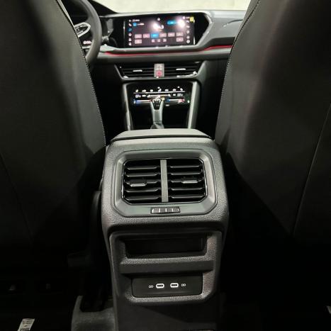 VOLKSWAGEN Taos 1.4 16V 4P FLEX 250 TSI HIGHLINE AUTOM�TICO, Foto 13