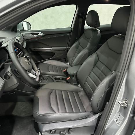VOLKSWAGEN Taos 1.4 16V 4P FLEX 250 TSI HIGHLINE AUTOM�TICO, Foto 25