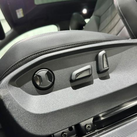 VOLKSWAGEN Taos 1.4 16V 4P FLEX 250 TSI HIGHLINE AUTOM�TICO, Foto 26