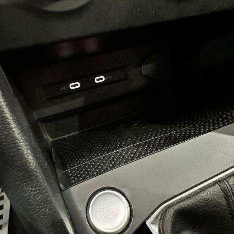 VOLKSWAGEN Taos 1.4 16V 4P FLEX 250 TSI COMFORTLINE AUTOM�TICO, Foto 17