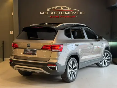 VOLKSWAGEN Taos 1.4 16V 4P FLEX 250 TSI HIGHLINE AUTOM�TICO, Foto 9