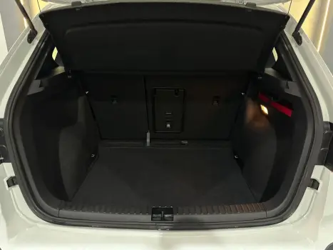 VOLKSWAGEN Taos 1.4 16V 4P FLEX 250 TSI HIGHLINE AUTOMÁTICO, Foto 24