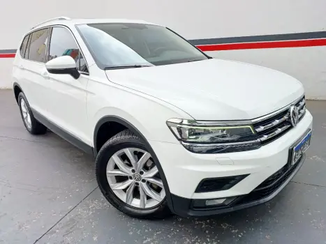 VOLKSWAGEN Tiguan 1.4 250 TSI TOTAL FLEX ALLSPACE COMFORTLINE TURBO AUTOMTICO TIPTRONIC, Foto 3