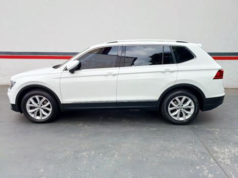 VOLKSWAGEN Tiguan 1.4 250 TSI TOTAL FLEX ALLSPACE COMFORTLINE TURBO AUTOMTICO TIPTRONIC, Foto 10
