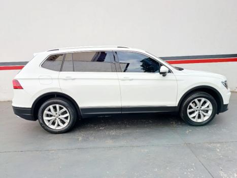 VOLKSWAGEN Tiguan 1.4 250 TSI TOTAL FLEX ALLSPACE COMFORTLINE TURBO AUTOMTICO TIPTRONIC, Foto 12