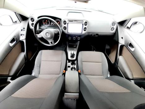 VOLKSWAGEN Tiguan 1.4 16V 4P TSI TURBO DSG AUTOMÁTICO, Foto 5 VOLKSWAGEN Tiguan 1.4 16V 4P TSI TURBO DSG AUTOMÁTICO, Foto 5