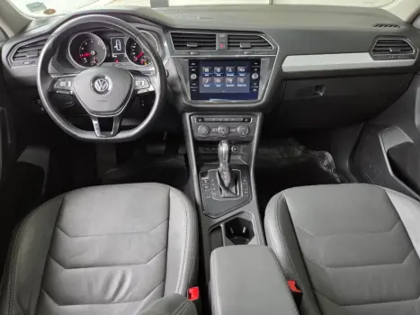 VOLKSWAGEN Tiguan 1.4 16V 4P TSI TURBO DSG AUTOM�TICO, Foto 15